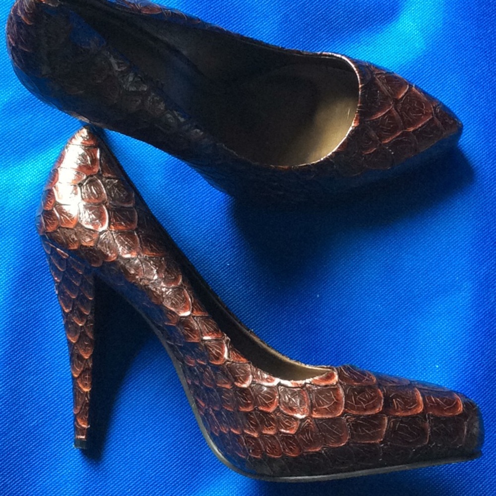 Brown/maroon heels
